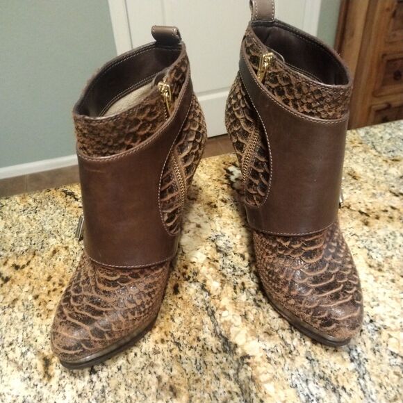 Michael Kors | Embossed Python Ankle Boot Size 7 M - Picture 2 of 12